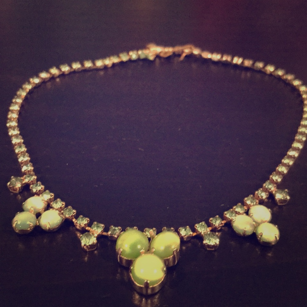 Vintage, Retro green stone necklace